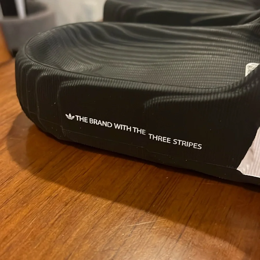 Adidas Adilette 22 Slides Sandals Shoes black white IF3670 new Mens Size 8